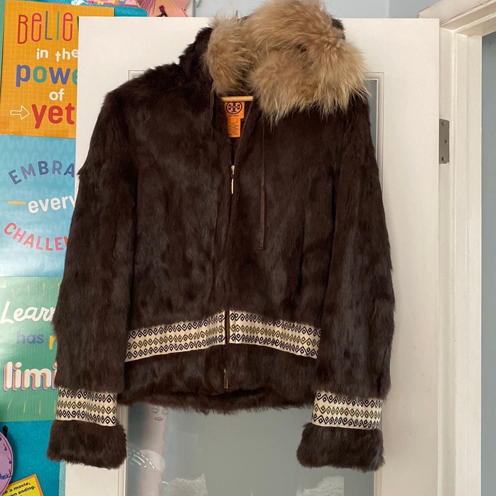 100% Authentic Tory Burch Rabbit Fur Coat🎶🌟